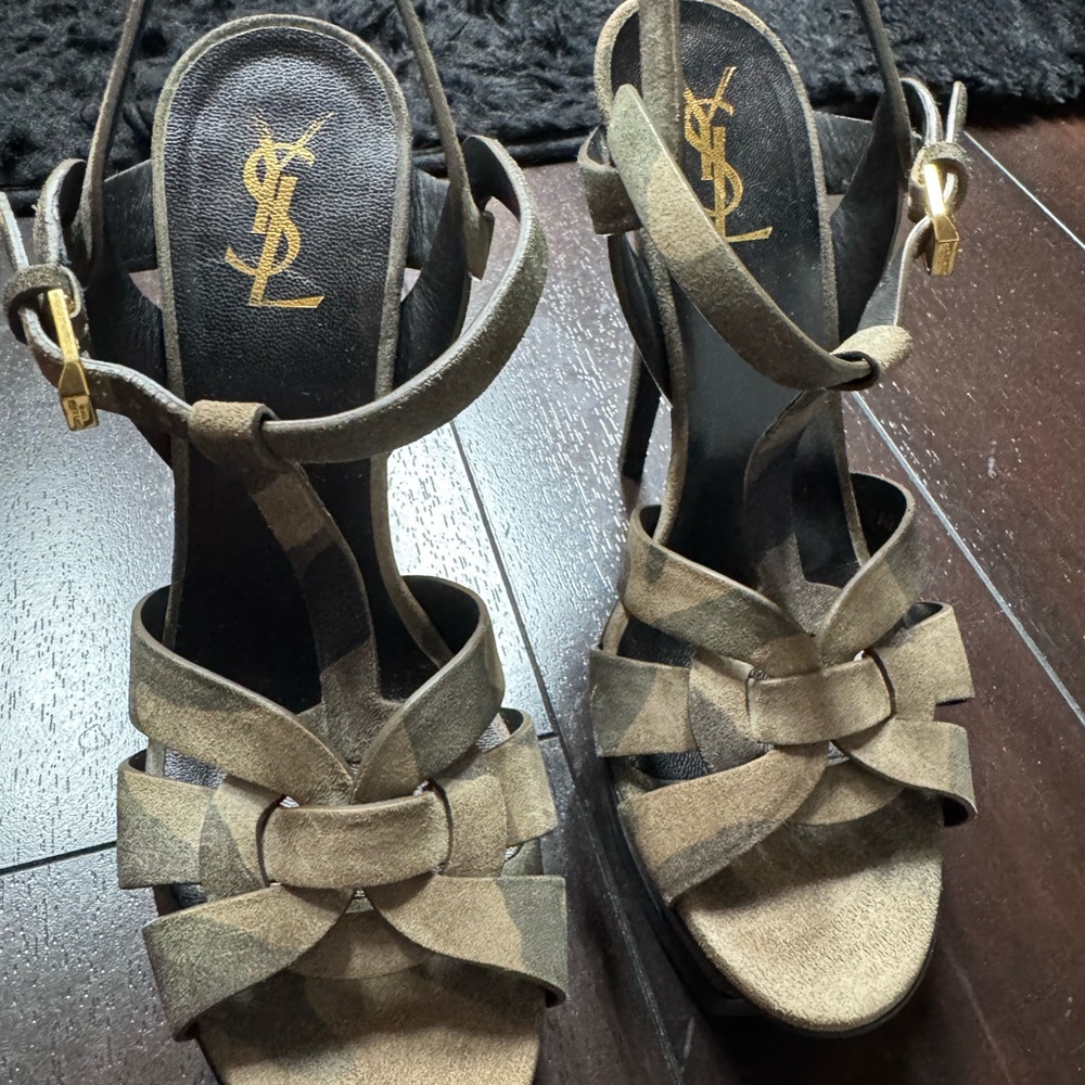 Yves Saint Laurent Taupe Suede Heels